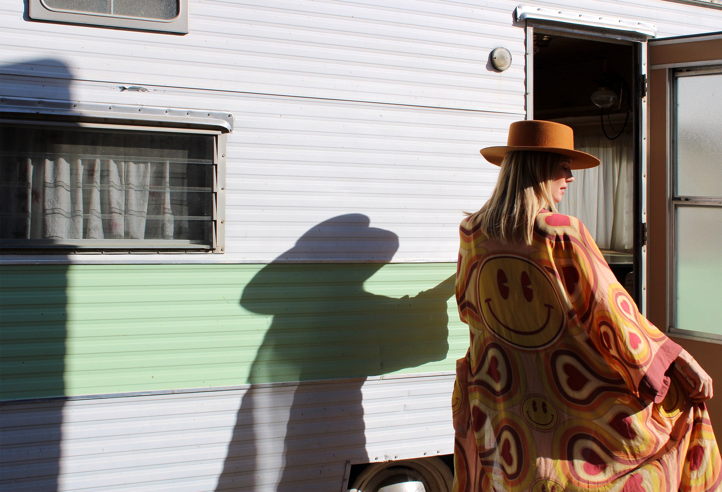 Wonderlust Smiley Duster Robe