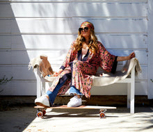 Load image into Gallery viewer, Hollywood Vine Kimono Robe &amp; Sleep Mask Set