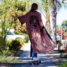 Load image into Gallery viewer, Hollywood Vine Kimono Robe &amp; Sleep Mask Set